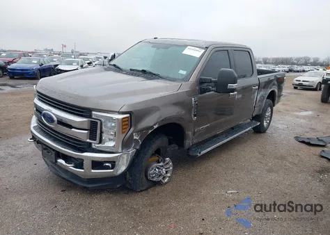 2019 Ford F-250 Xlt z USA, uszkodzony, nr VIN 1FT7W2BT7KEC97385